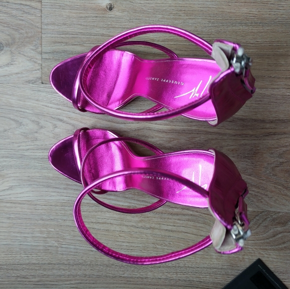 Giuseppe Zanotti Harmony Stiletto High Heel Sandal - Picture 3 of 10